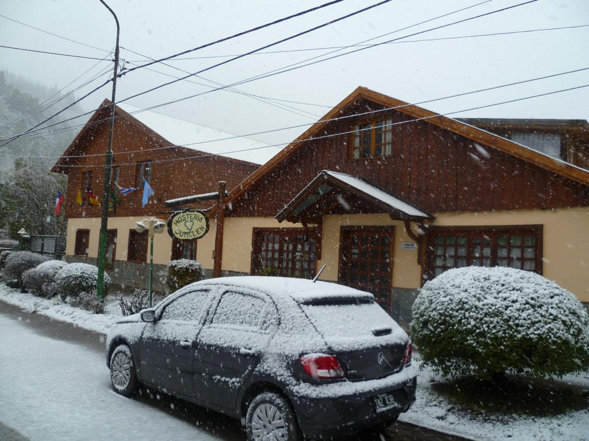 فندق هوستيريا كوميلين San Martín de los Andes المظهر الخارجي الصورة